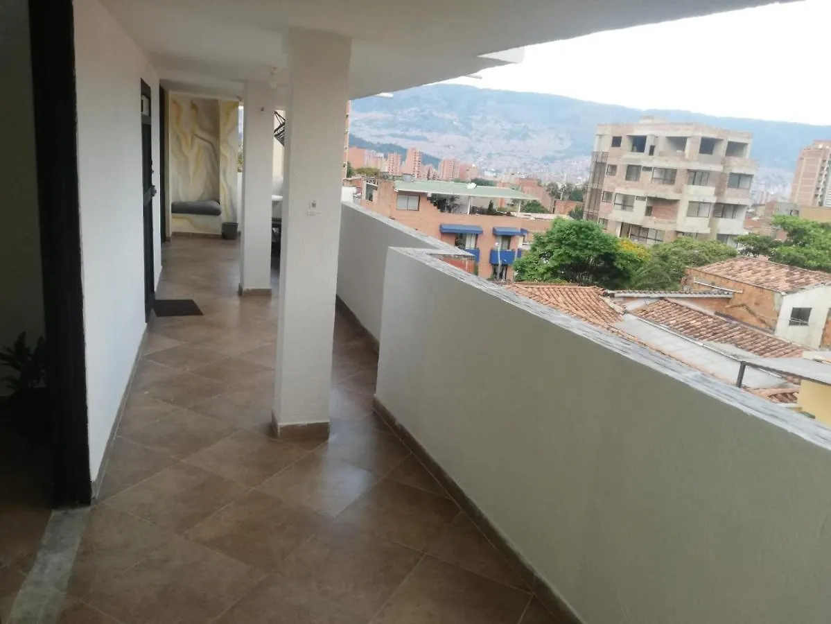 Casa de hóspedes Dahelihost Hotel Medellín
